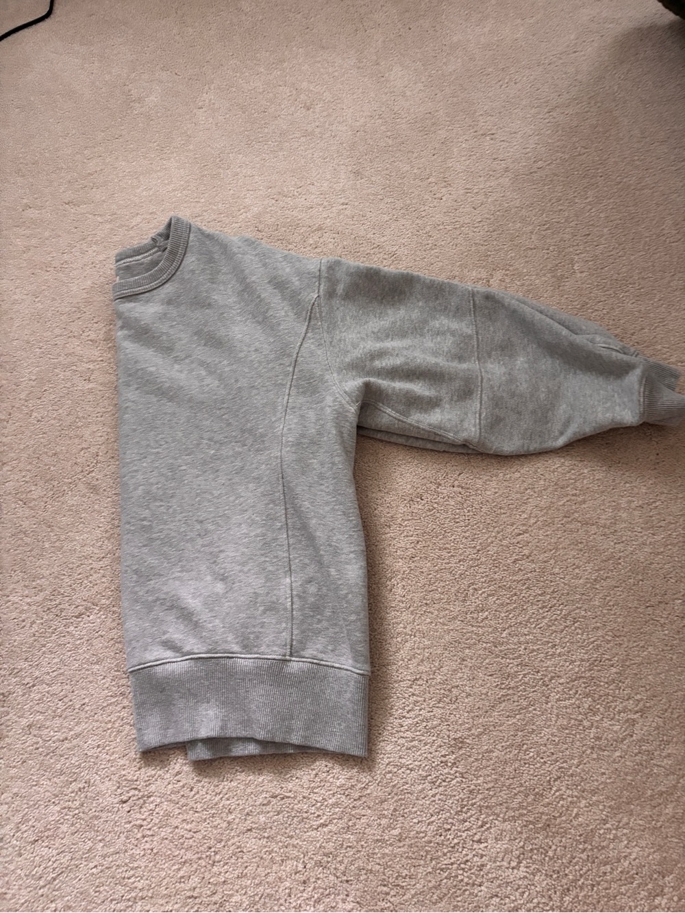 Oversized Women’s Crewneck Sweatshirt